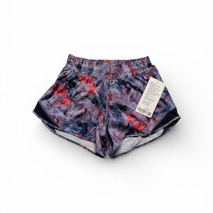 NWT LuluLemon Hotty Hot LR Short 4” Lined Atmospheric Purple sz 6